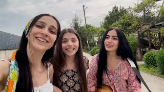 Trio Mandili - Bichi da viri (The boy and the donkey)
