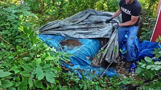 FREE Mystery Car Sitting Under Tarps for 35+ Years TREASURE or TRASH?