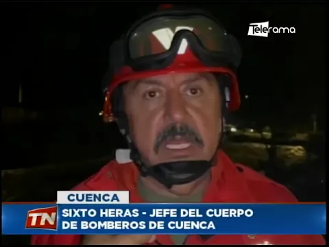 4 familias evacuadas e inundaciones dejó el desbordamiento de una quebrada