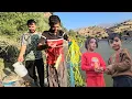 Download Lagu A day with Sami and Azadeh by the river