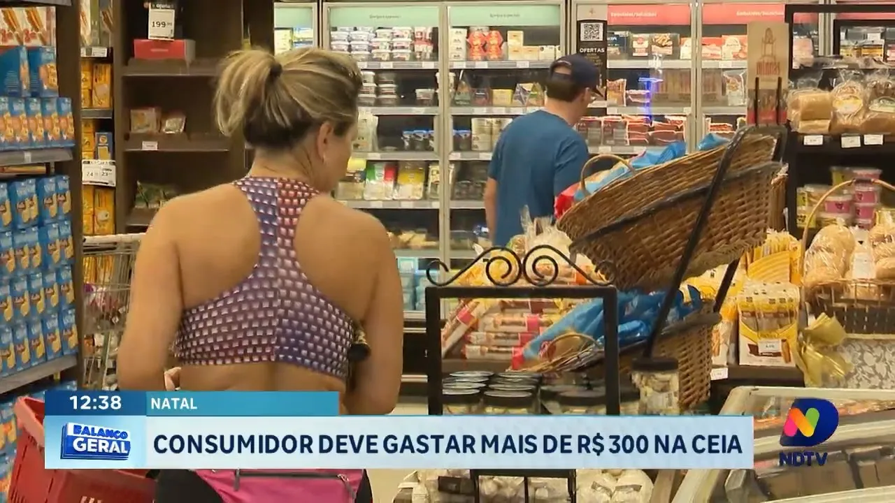 Pesquisa aponta que consumidor deve gastar mais de 300 reais na ceia de Natal, horário do comércio