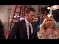 Download Lagu Michael Buble with Miss Piggy - Baby It's Cold Outside