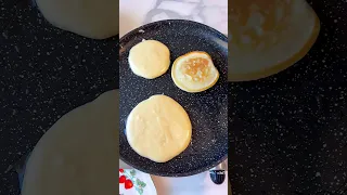 منى بدها بان كيك هش وفلافي اعطيتها السر ليطلع هش وكتير طيب Recipe Pancake 