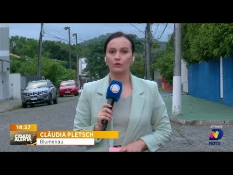 Policia prende autor de atropelamento em Blumenau: homicídio consumado e tentativa de homicídio