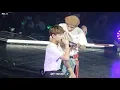 Lagu [4K] 181019 LOVE YOURSELF TOUR PARIS Anpanman / 방탄소년단 태형 뷔 직캠 / BTS V FOCUS FANCAM