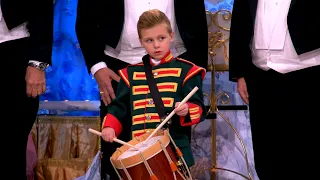 Download 6-year-old Mik performing Little Drummer Boy with André Rieu (4K) MP3