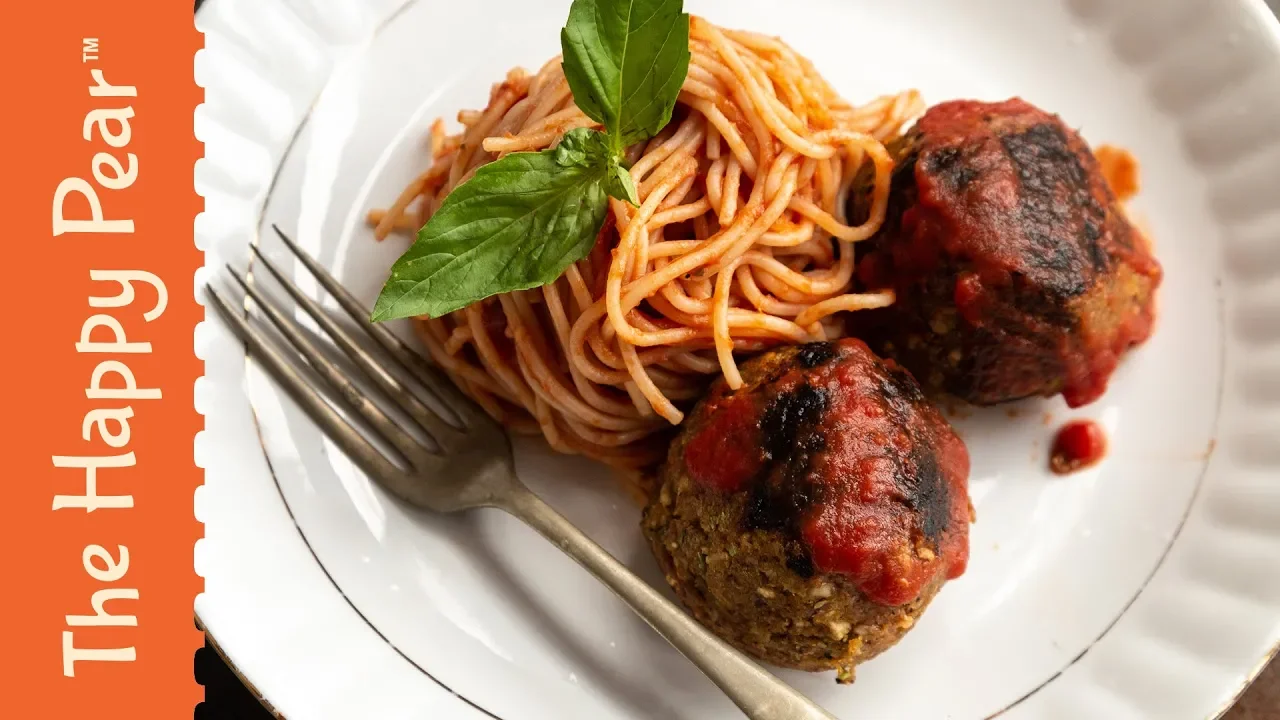 SPAGHETTI & MEATBALLS VEGAN  THE HAPPY PEAR