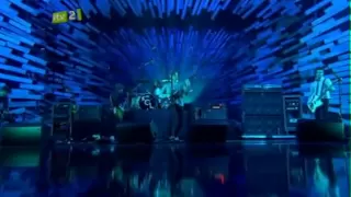 a kings of leon use somebody live brit awards 2009 