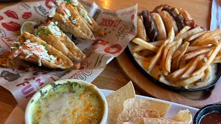 Trying Places I HATE Applebee s