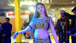 asan jag nu mana ke palak naaz dance performance 2025