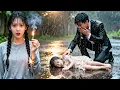Download Lagu The cruel woman set the fire… the regretful man fell to his knees, crying in despair.
