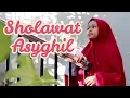 Download Lagu Sholawat Asyghil - Arinaga Family (Ruby)