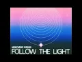 Download Lagu Armin van Buuren \u0026 Hardwell - Follow The Light [MikyMike Remix]