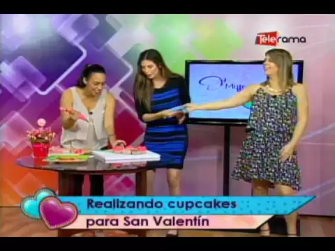 Realizando cupcakes para San Valentín
