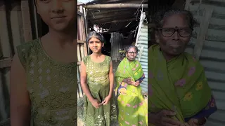 মা বাবা দুজনেই পালিয়ে গেছে।