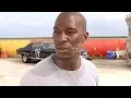 Download Lagu 2 Fast 2 Furious - Brian vs Roman Fight - HD