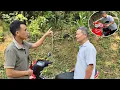 Download Lagu TU helped a stranger on the street when his car broke down.
