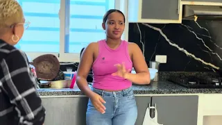 La vecina llegaba todos los días a la hora de la comida
