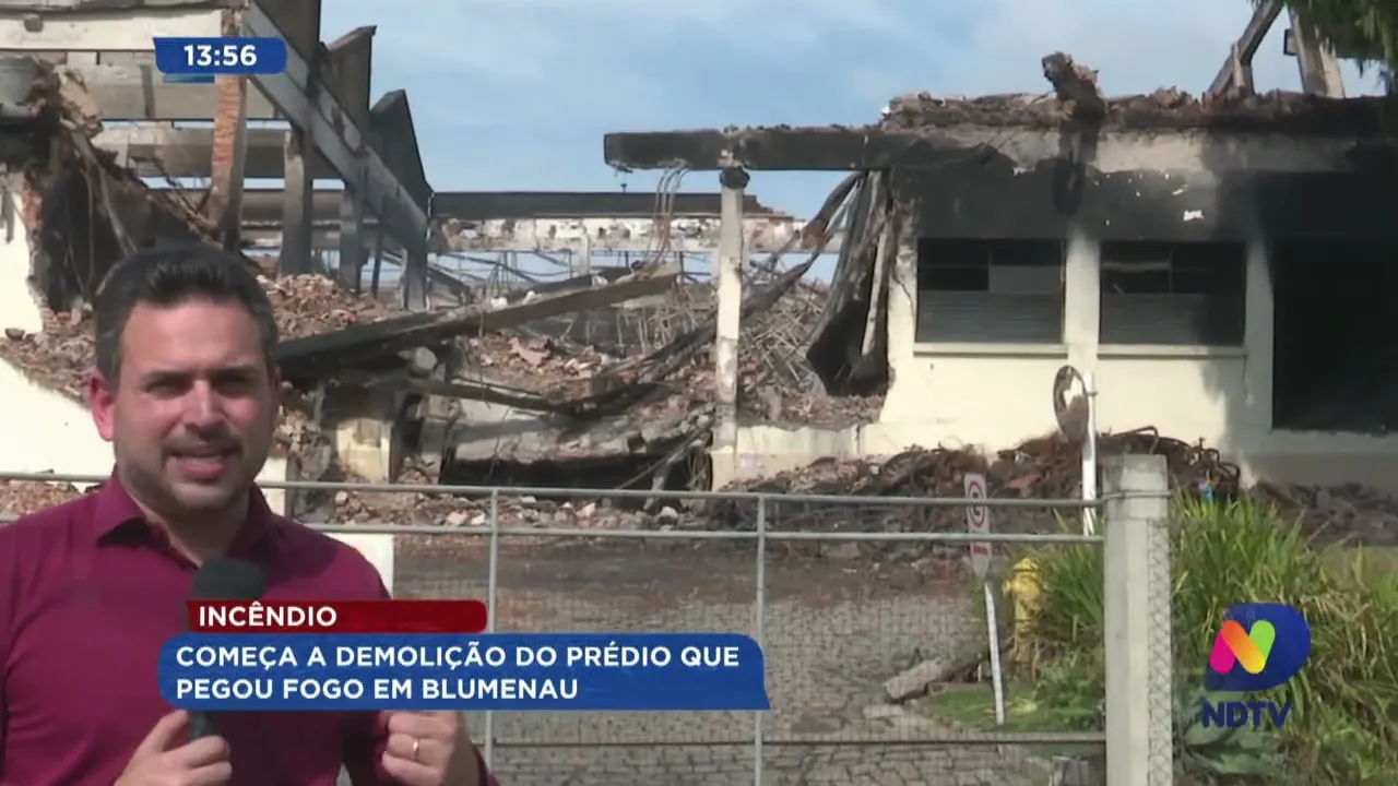 Incêndio: começa a demolição do prédio que pegou fogo em Blumenau