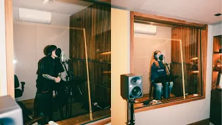 Ana Gabriela, Carol Biazin - desnecessário (making of)