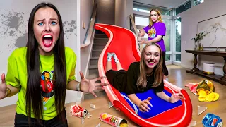 ОСТАЛИСЬ ОДНИ ДОМА Моя Сестра и Подруга уничтожили наш ДОМ 