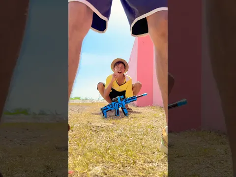 I Tricked the Enemy and Took His Loaded Gun! 😂🔥 Real Life funny gameplay #fortnite #freefire
