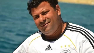 وانت يا باغي الفرقة وحبيبك ماقواه 