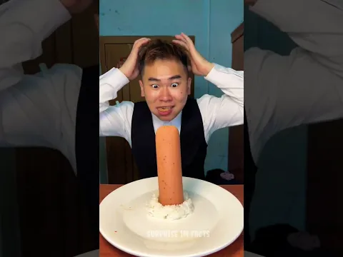 Chinki's father ate the world's largest hot dog 🌭 #shorts #trendingshorts #viralshorts
