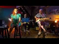 Summerset covers "Let's Duet" from Dojo Cuts 😎🎸🎙@ Revue Mortsel