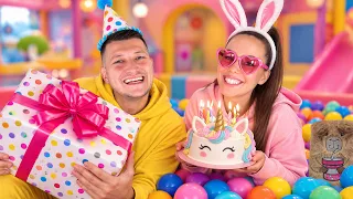 OTVARAMO ROĐENDANSKE POKLONE! 🎁🥳