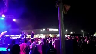jeriq traps hard while performing at smirnoff house party along mayorkun djspinall peruzzi