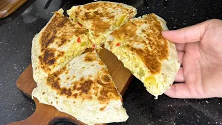 فطيرة express للعشاء و جوع الليل بدون عجن بخبز الطاكوس👌