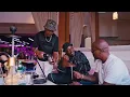 Mark Khoza Vetkuk, Mahoota - Kiss (feat. Mluusician, Jaiva Sox) | Official Video 