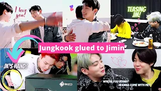 Download Jungkook sticks to Jimin like glue MP3