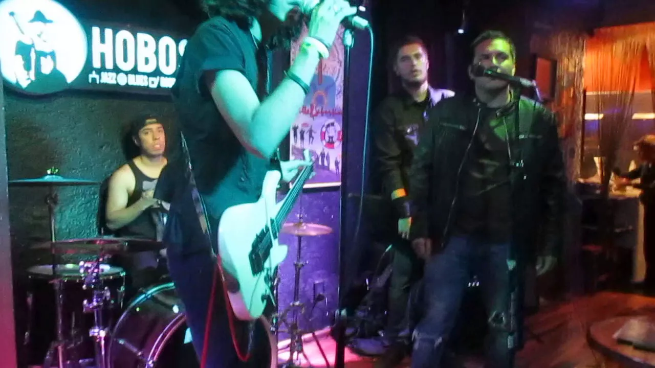 (Bar Hobos) tocada de Black Gear CDMX.