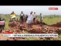 Download Lagu Agataliikonfuufu Ab’ebibanja bubeefuse n’abakuumi abaleeteddwa omugagga okubalemesa okudda ku ttaka