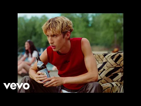 Download MP3 Troye Sivan - Rush (Official Video)