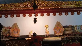 petruk ilang pethele dalang muda cilacap ki yogi aditiya karawitan sekar laras