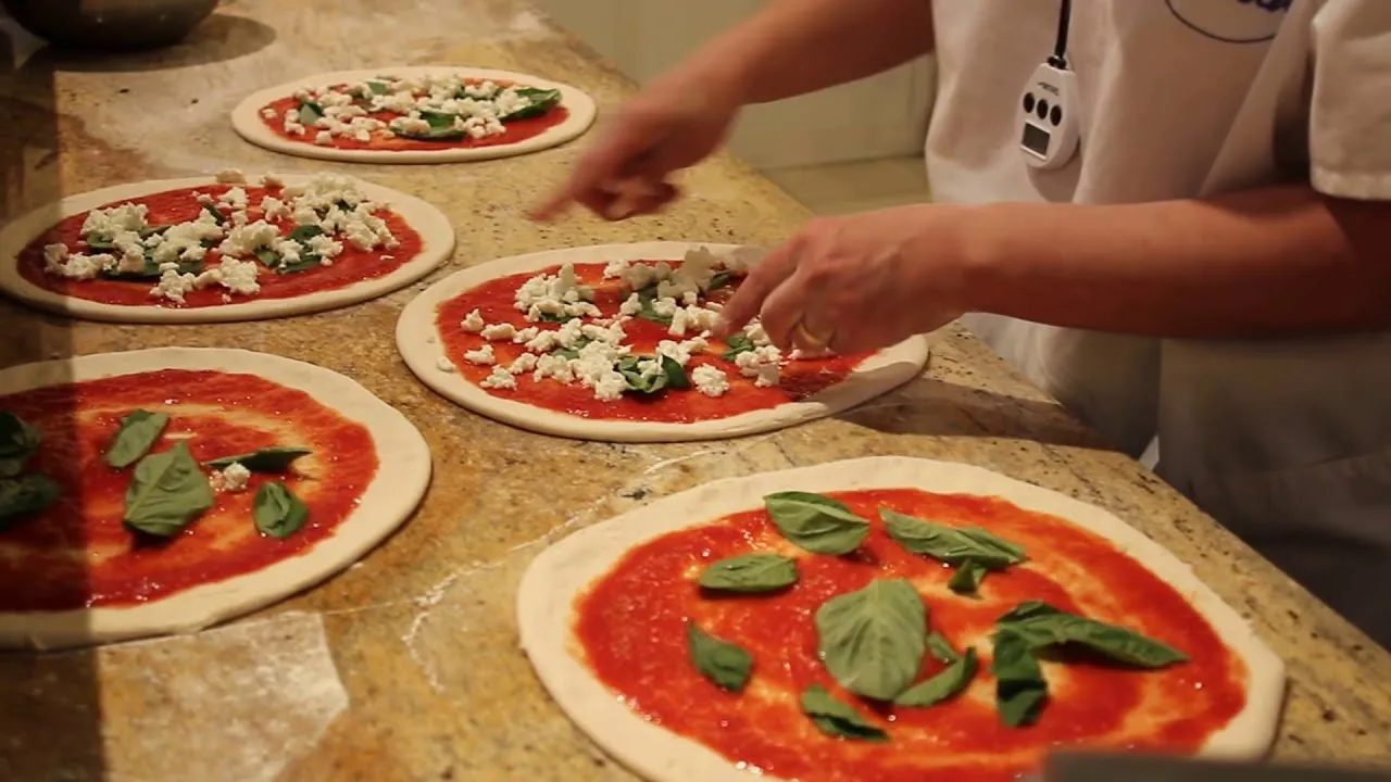 Italienischen Pizzateig selber machen / Thomas kocht. 