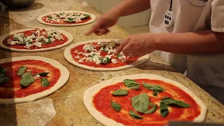 Pizzateig selber machen-Original Pizzateig Rezept aus Neapel von den Erfindern der Pizza Margherita. 