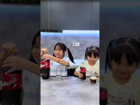 LNS - Hãy chia sẻ yêu thương em gái || Siblings: Let's share the love 🥰 #shorts