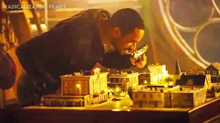 ELE ENCONTROU UM "BRINQUEDO DE DEUS" E AGORA PODE CONTROLAR A CIDADE TODA COM ELE!