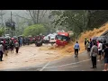 Download Lagu Cuaca Semakin Memburuk Bikin Jalan Banjir, Truk Trailer Siba Surya Gagal Total di Sitinjau Lauik
