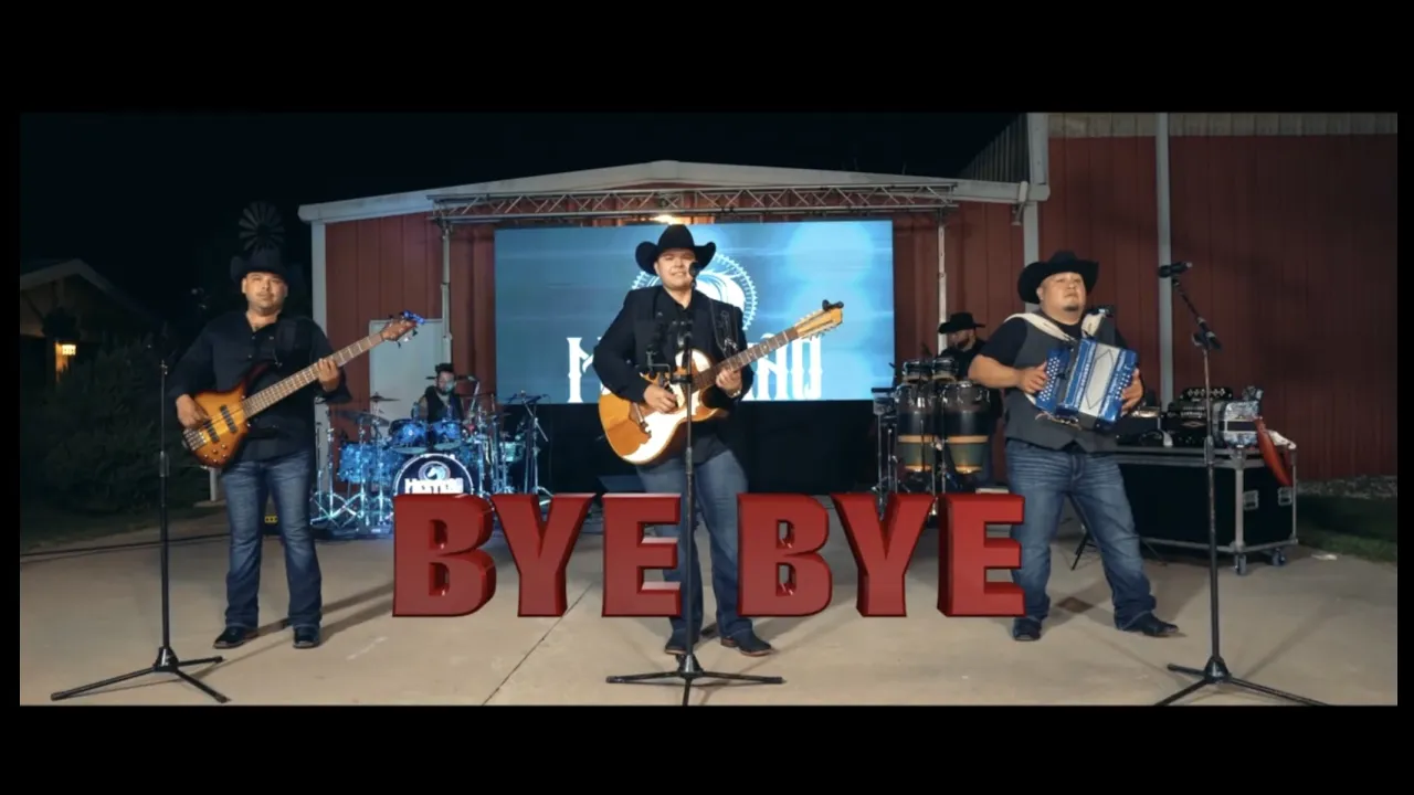 Mesteño - Bye Bye - En Vivo-4K (Pega Pega Cover) Mesteño - Bye Bye - En Vivo-4K (Pega Pega Cover)