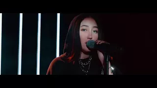 Download Alan Walker   All Falls Down Live Performance at YouTube Space NY with Noah Cyrus \u0026 Juliander MP3