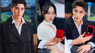 ببحبها حب سرى لحد مابيعرف انها انفصلت عن حببها وبيستغل الفرصة وبيروحلها ويتجوزها علشان يحميها منه 