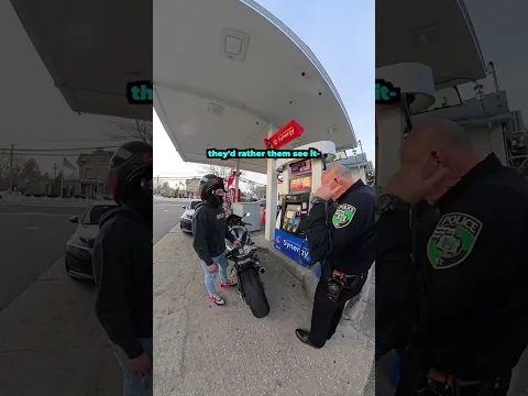 Cop tells biker his entire life is illegal 😅 (via j46_the_doctor/ig)