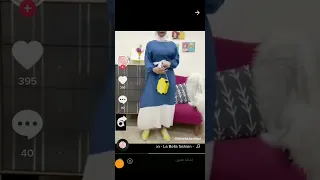 أشكال جديدة لفساتين عام 2022 بألوان مبهجة لا تفوتك 