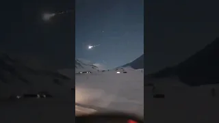  شاهد لحظة  سقوط   نيزك بسرعة جيدة دندنها