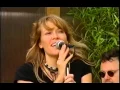 Download Lagu Cerys Matthews - Caught In The Middle (Live)